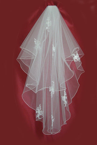 BEADED LACE APPLIQUE VEIL
