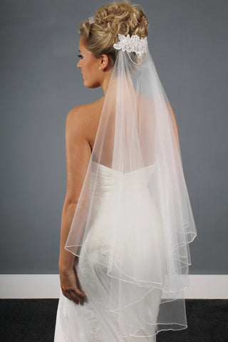 LACE & FLOWER COMB VEIL