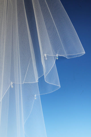 FINE EDGE VEIL WITH CRYSTAL DROPS