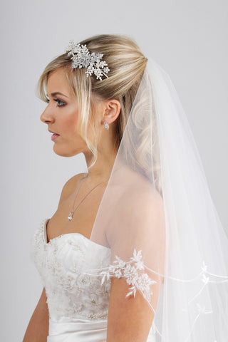 LACE APPLIQUE VEIL
